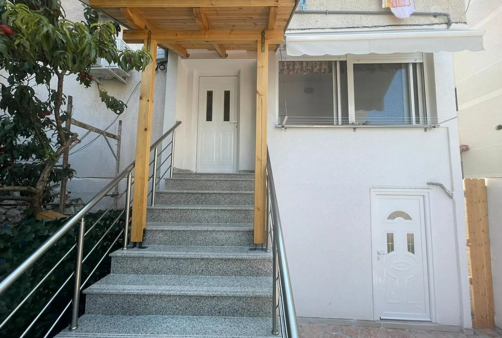 アパート Apartament Senja Sarandë アルバニア